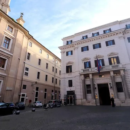 Lovely Navona